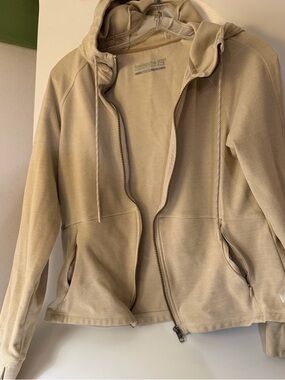 Avalanche Outdoor Supply Company Zip-Up Comfy Fleece hoodie for women size M